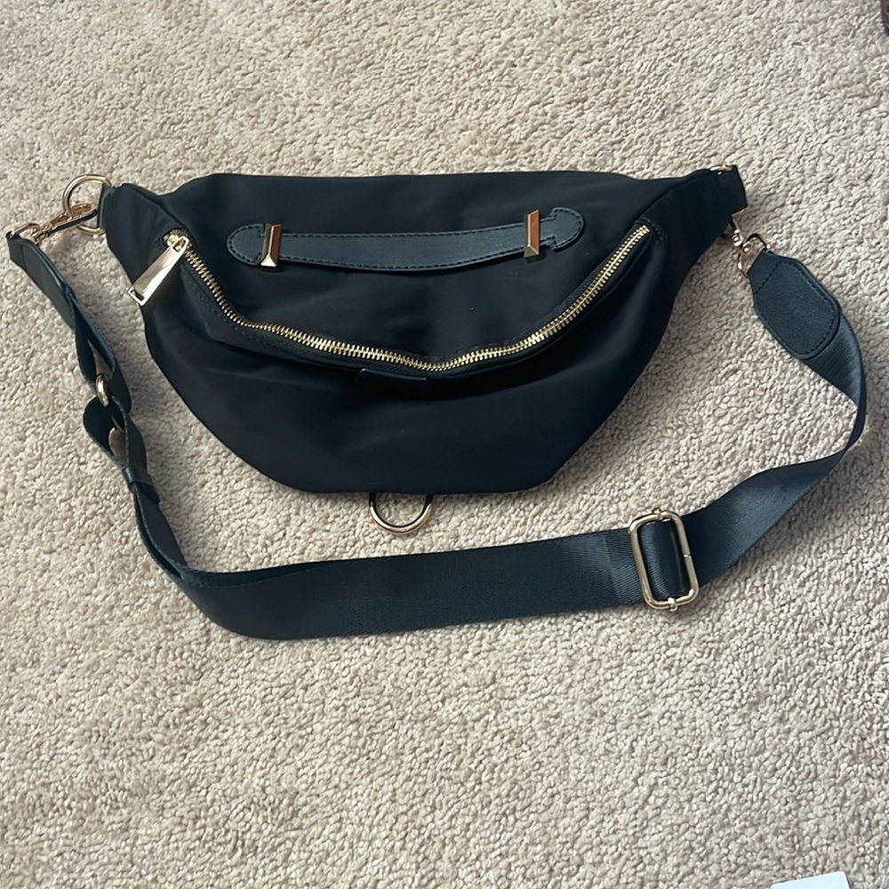Black and Gold Bum Bag